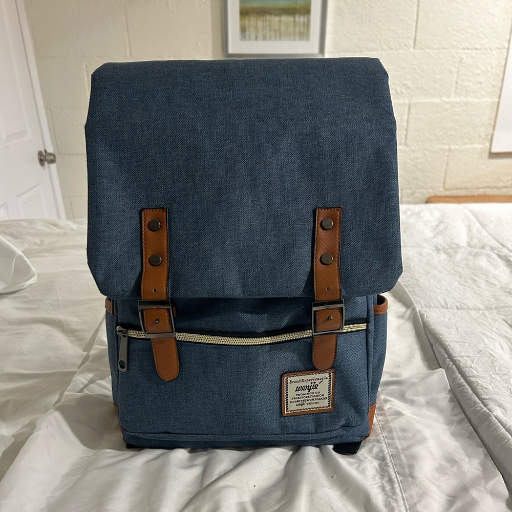 Wenjie blue backpack.